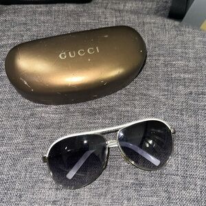 Gucci aviator sunglasses